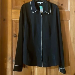 NWT Hawthorne SILKY Black long sleeve blouse with pale pink piping size Medium